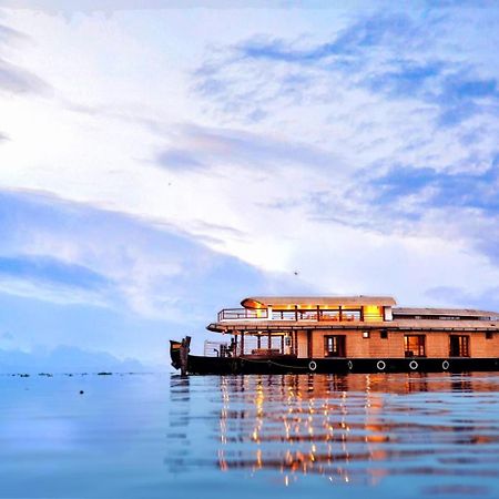 Indraprasthamlakecruise Alappuzha Exteriör bild