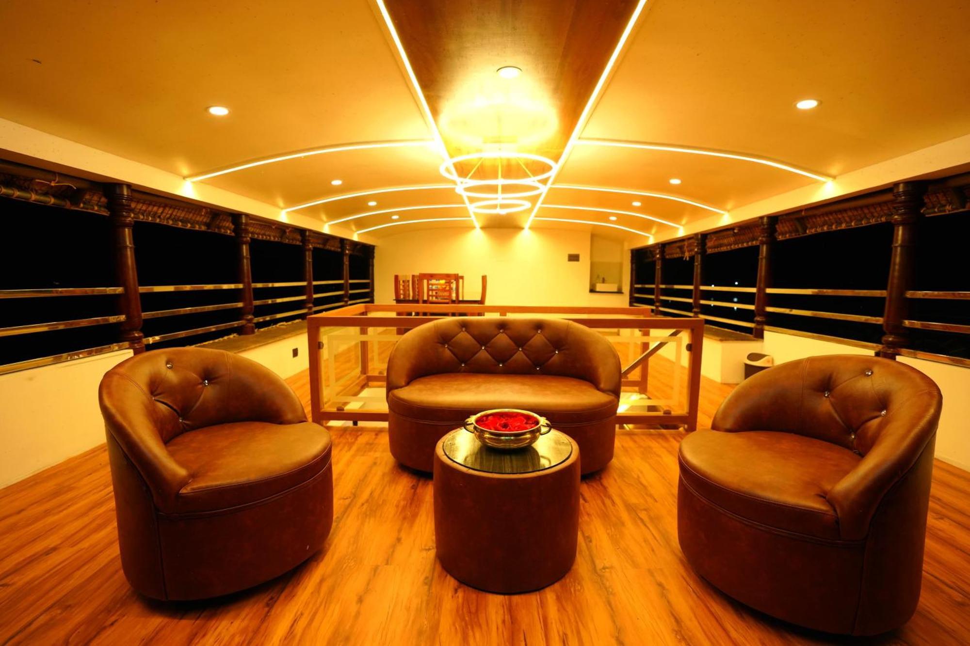 Indraprasthamlakecruise Alappuzha Exteriör bild